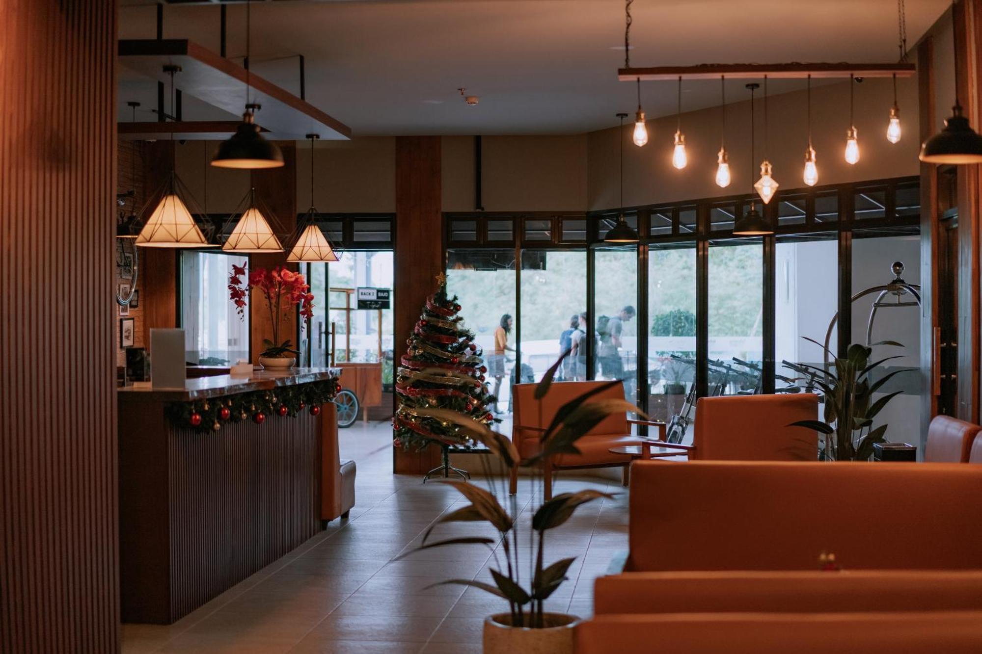 Zasgo Hotel Лабуан-Баджо Екстер'єр фото