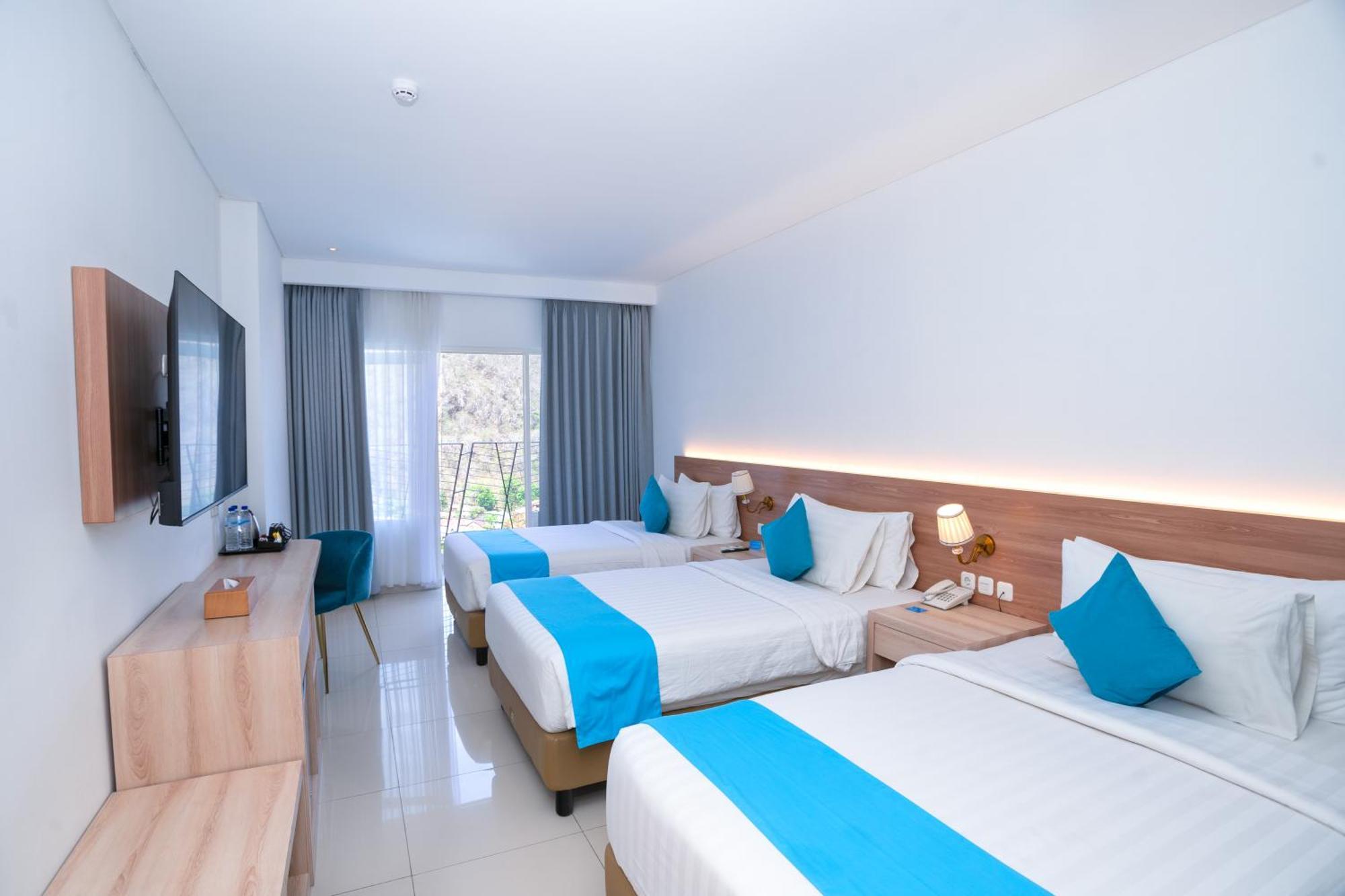 Zasgo Hotel Лабуан-Баджо Екстер'єр фото